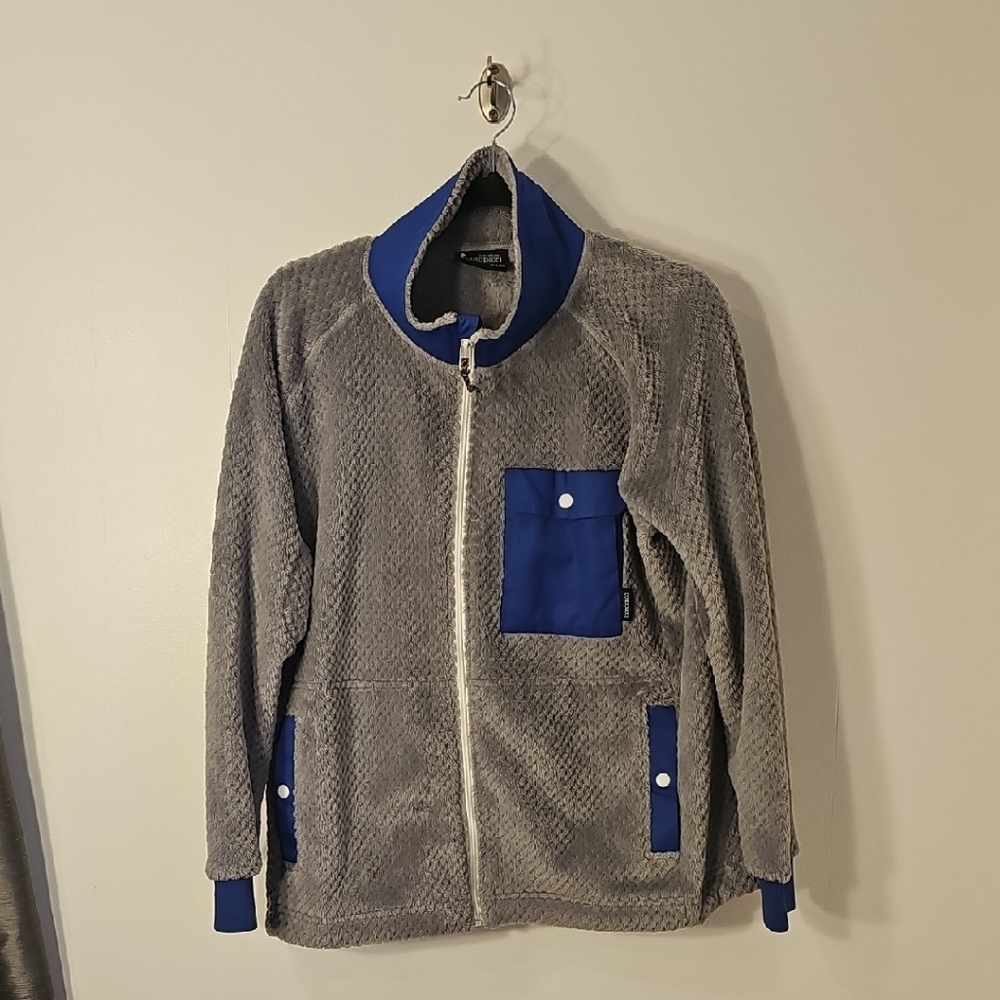 Cotopaxi Gray and Blue Zip Up Sweater
